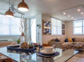 Perfect location! Two mins from Jobos Beach, hotel Isabelában