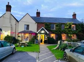 The Compasses Inn, hotel a prop de Rockbourne Roman Villa Museum, a Fordingbridge