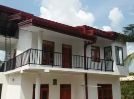 Kumudu Holiday Home
