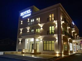 Hotel Lazaro: Podgorica şehrinde bir otel
