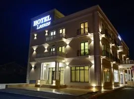 Hotel Lazaro