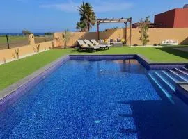 Villa Aura