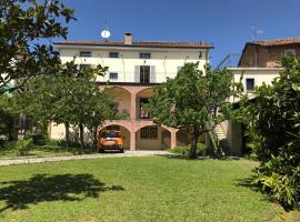 Viaggio della Vita B&B, hotel with parking in Fontanile