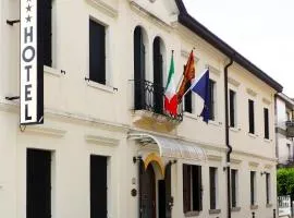 Hotel Cris
