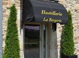 Hostellerie La Bergerie, hotel v destinaci Oradour-sur-Vayres