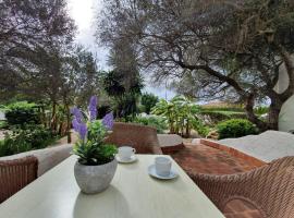 Apartment Hibiscus, Strandhaus in Cala Pi