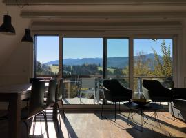 Haus mit Bergblick, villa in Siegsdorf