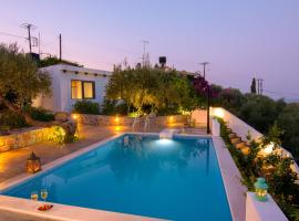 Villa Douloumi, hotel with parking in Milatos