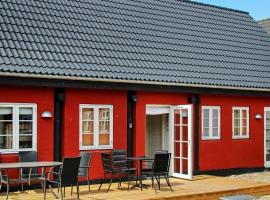 4 person holiday home in Aakirkeby – hotel w pobliżu miejsca Natur Bornholm w mieście Åkirkeby