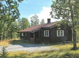 Three-Bedroom Holiday home in Nesbyen, hótel í Nesbyen