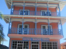 Hotel Bocas Town, hótel í Bocas Town