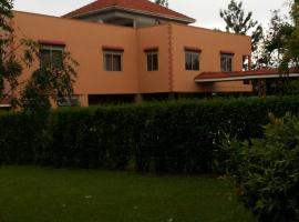 MakanHill Resort Hotel, Hotel in Mityana