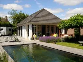 Gardenhouse with private jacuzzi & private sauna