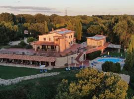 Agriturismo Podere S. Croce, hotel v destinaci Saturnia