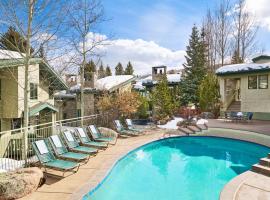 Tamarack Townhomes - CoralTree Residence Collection, hotell i Snowmass Village
