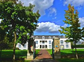 Hôtel de la Marine, hotel near Hermeland Media Library, Saint-Herblain