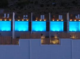 Aelia Collection Suites - Adults Friendly, hotell sihtkohas Skýros