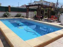 Casa Flamenca en El Ventorrillo - Piscina, Tumbonas, Terraza y Aparcamiento