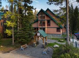 HI Lake Louise Alpine Centre - Hostel, hotel near Lake Louise Ski Area, Lake Louise