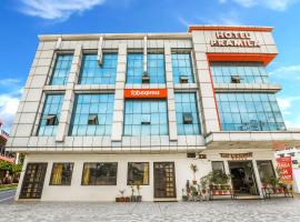 FabHotel Pramila Inn: Haridwar şehrinde bir otoparklı otel