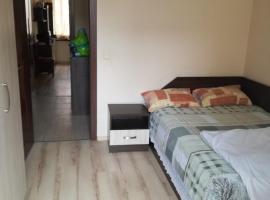 apartmen Xan malamir, hotel ve Varně