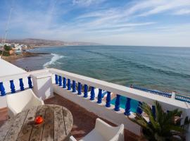 Oceana Surf Camp, hotell i Taghazout