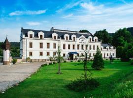 Romantic Hotel Mlýn Karlstejn, hotel Karlštejnben