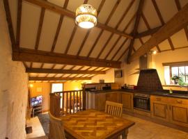 Sebright Cottage, Borrowby Farm Cottages, pet-friendly hotel in Staithes
