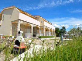 Apartment Ivan-3 by Interhome, hotel in Maslenica