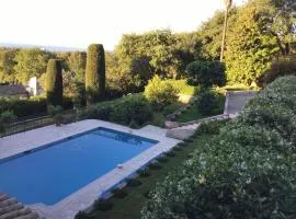 Luxurious sea view villa in Saint Paul de Vence
