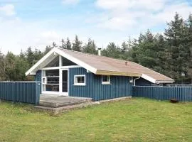 6 person holiday home in Løkken