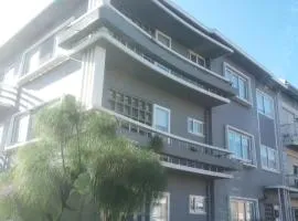 Buddies Charm Apt - Self Catering