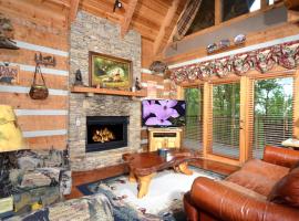 #3690 Bear Creek Lodge, cottage ở Hatchertown