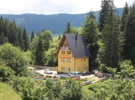 Honey House Apartments, hotel Vlasicban