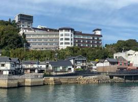 Kishotei، فندق مع موقف سيارات في Hirado