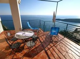 Lighthouse Apartments