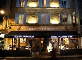 Hôtel Saint Albert: Sarlat-la-Canéda şehrinde bir otel