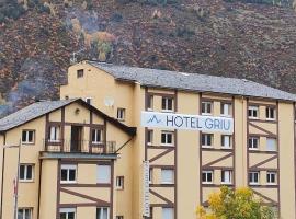 엔캄프에 위치한 호텔 HOTEL GRIU