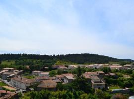 Le Bouis, hotell i Villeneuve-Minervois