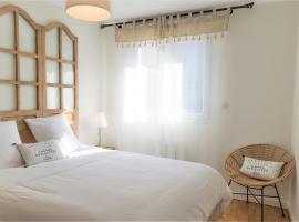 Guest house " Gîte L'ATELIER DU 6"- calme - jardin，圖爾的飯店