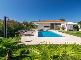 Villa Viviana Fažana Valbandon Heated pool, hotel Fažan&aacute;ban