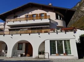 B&B CAV Rondinella, povoljni hotel u gradu 'Chiavenna'