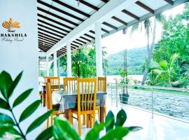 THAKSHILA HOLIDAY RESORT, hotel v destinaci Medyaye