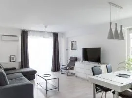 Airport Residence - Apartment across from Otopeni Airport