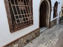 La casa del vicolo - Taormina centro, hotel in Taormina