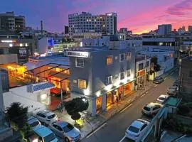 Mido Hostel
