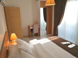 Tuzla Hill Suites, viešbutis mieste Tuzla, netoliese – „Viaport“ prieplauka