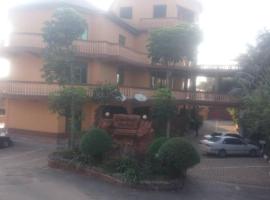 crane resort hotel, ξενοδοχείο σε Ishaka