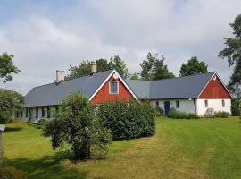 4B Österlen Bed & Breakfast, bed and breakfast en Tomelilla