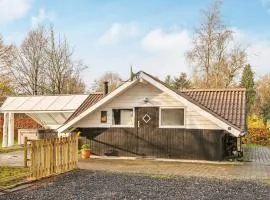 6 person holiday home in Ansager
